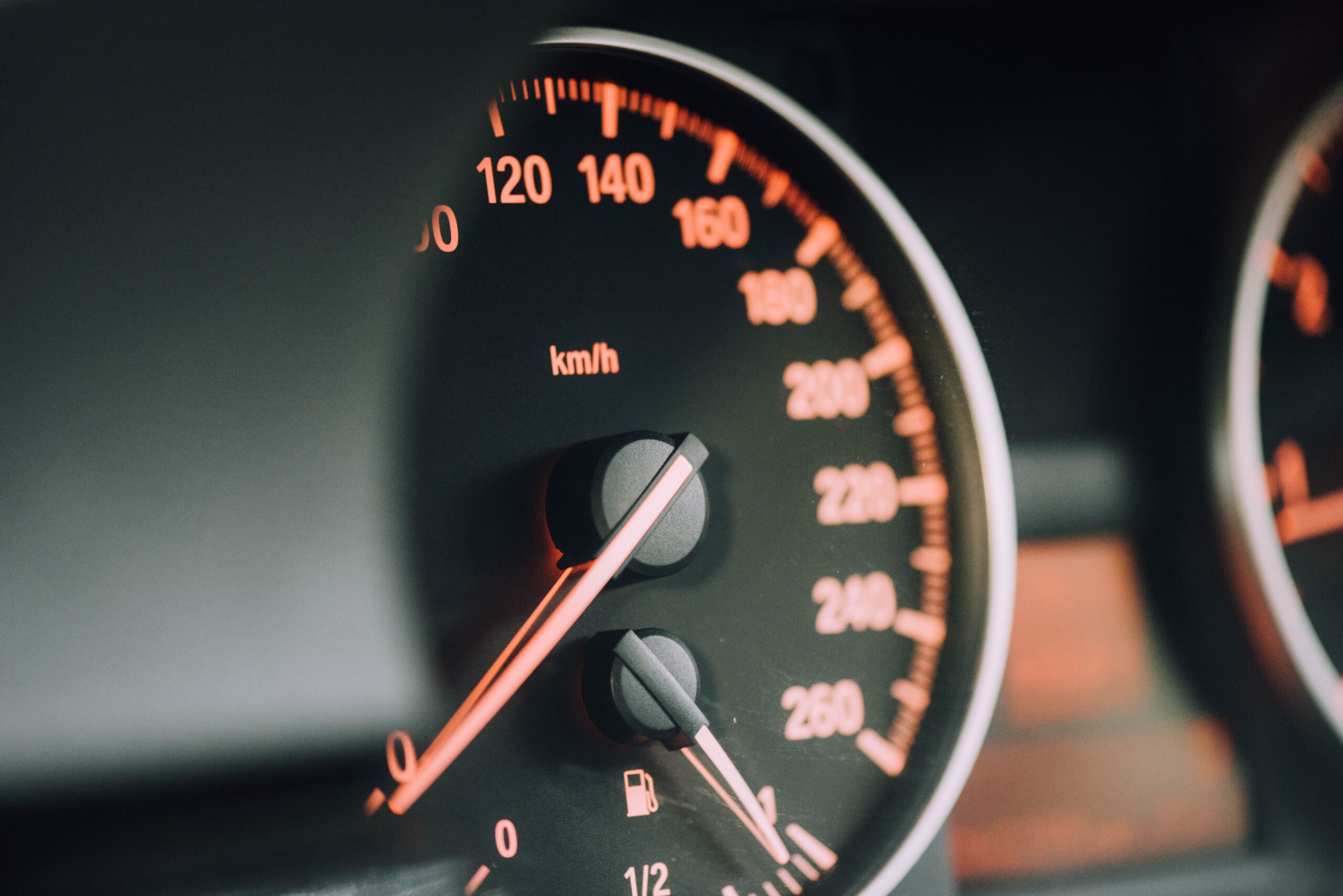 Lees meer over het artikel Hoe de tarieven van de autoverzekering te berekenen
